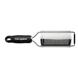 RALLADOR FINO 30X7X3CM NEGRO GOURMET MICROPLANE