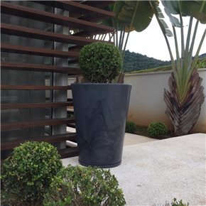 MACETA GENEBRA MARMORATO NEGRA 38X57CM