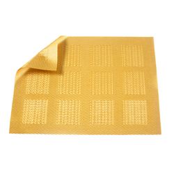 INDIVIDUAL PVC  DISEÑO CUADROS MOSTAZA 46x33CM