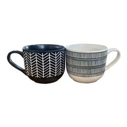 MUG CERAMICA 530ML BLANCO/NEGRO CON DISEÑO
