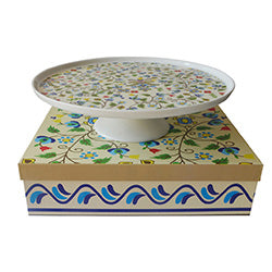 PLATO DE TORTA CON PIE SPRING.  D28CM