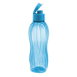 CARAMAÑOLA PLASTICA CON TAPON 800ML CELESTE