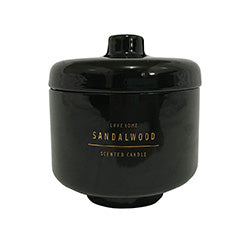 VELA AROMATICA 10.1X11.9 C/TAPA SANDALO