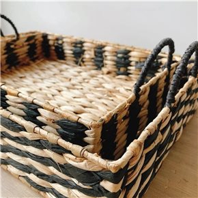 BANDEJA TEJIDA 50x35x9CM NATURAL/NEGRO