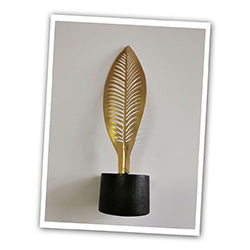 HOJA METAL DECORATIVA 7x26x6CM DORADO