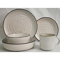 PLATO HONDO CREAM RUSTICO BORDE NEGRO D22xH5CM