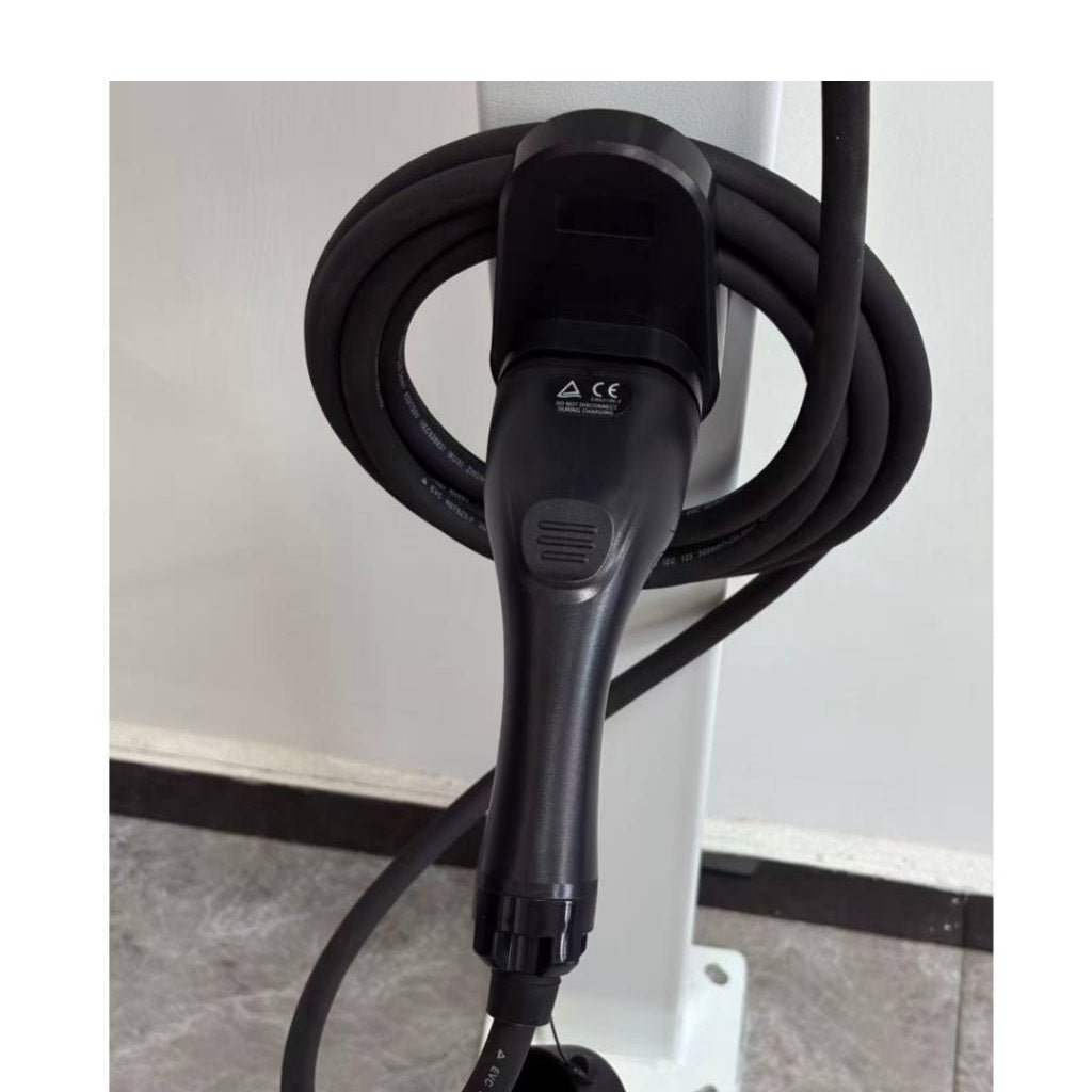 Cargador Wallbox Roca 22kw RC-EV-02 8A/10A/13A/16A/32A homologado URSEC, trifàsico.